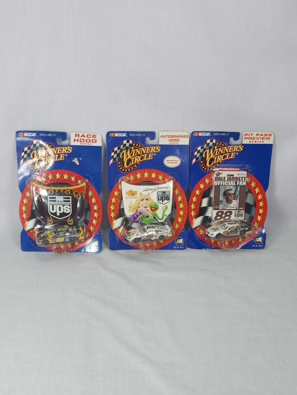 Winners Circle Dale Jarrett #88 UPS Die-Cast Car Lot